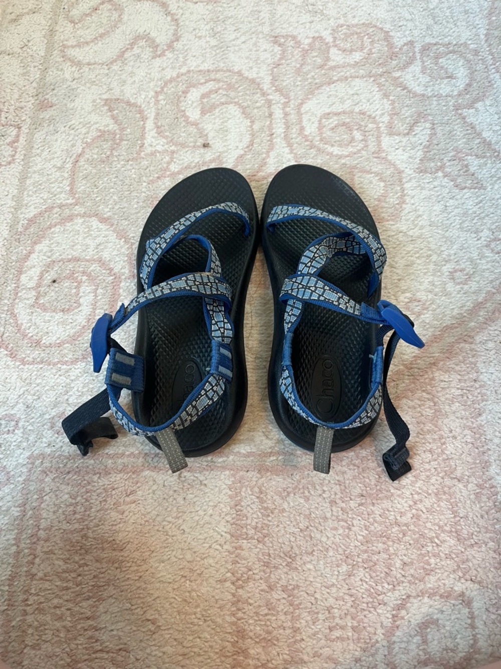 Kids Blue Chaco’s!